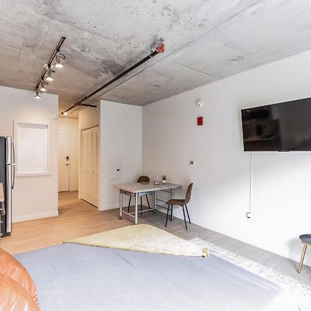 Urban Elegance Studio Oasis Prime Location Кливланд Екстериор снимка